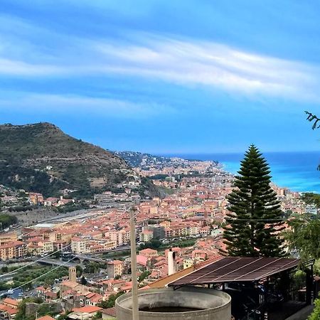 La Tana Del Tasso Ventimiglia Acomodação com café da manhã Exterior foto