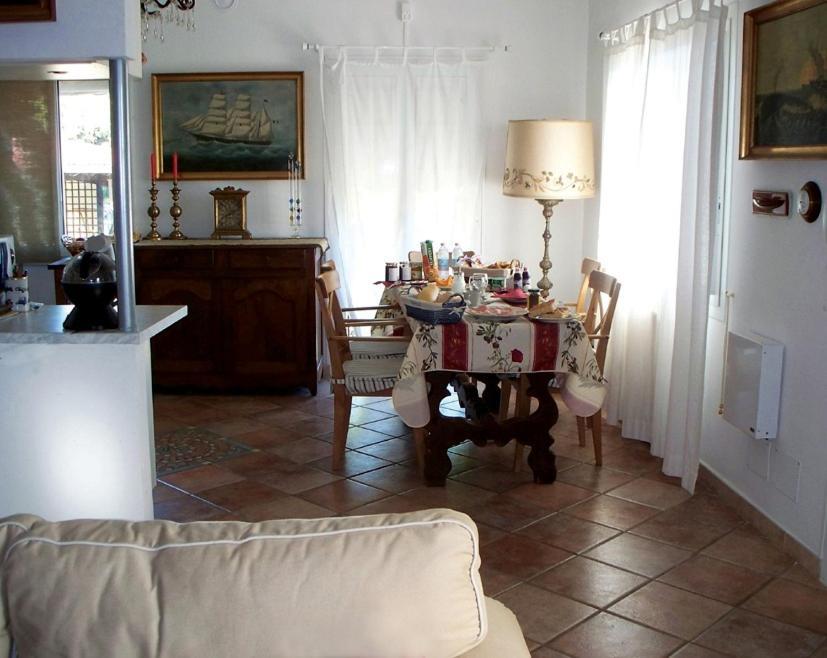 La Tana Del Tasso Ventimiglia Acomodação com café da manhã Exterior foto